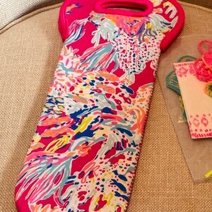 Lilly Pulitzer Pink and Blue Patterned Wine Tote